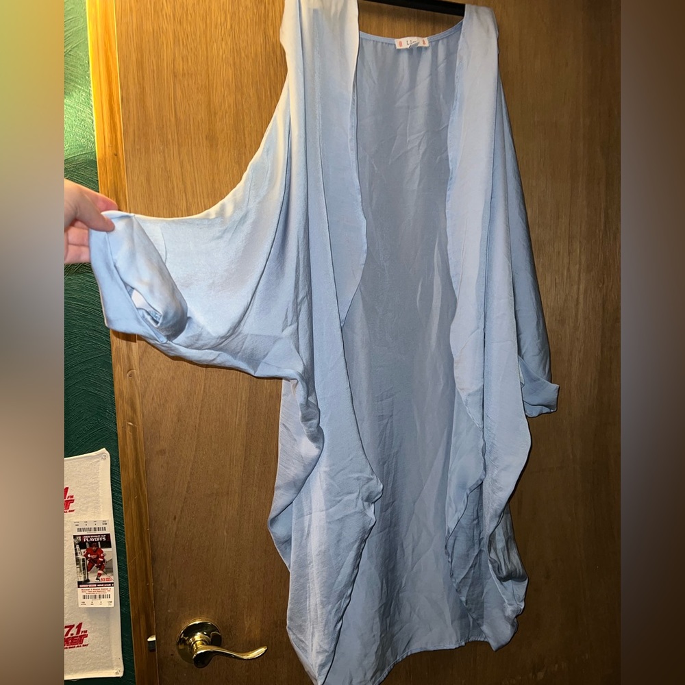 Icy baby blue kimono, size m/l